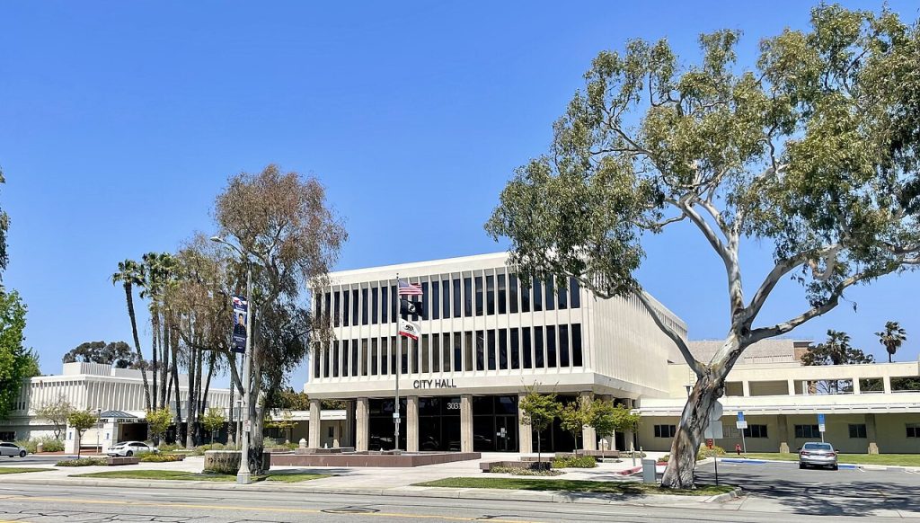 Torrance City Hall building with palm trees